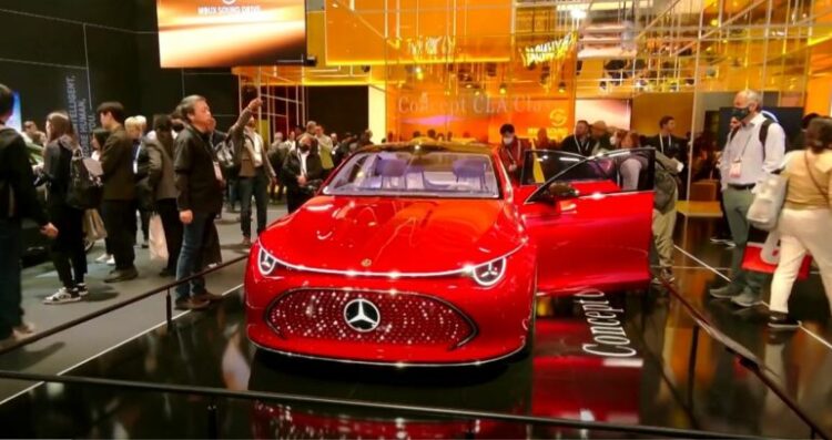Mercedes Benz, Bmw dhe Hyundai prezantojnë prototipat në Las Vegas