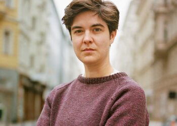 Trashëgoi një pasuri marramendëse, 31-vjeçarja vendos t’i dhurojë