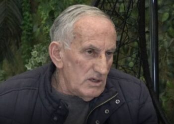 Babai i Jetnor Zhabolit: Dëgjonte zhurma, kaloi dy herë Covid. Kur bëri vaksinën humbi…