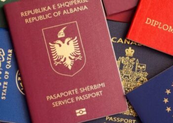 Pasaportat më të fuqishme në botë, ku renditet Shqipëria