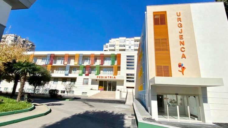 Fluks pacientësh në Pediatrinë e Tiranës, deri 100 vizita në ditë