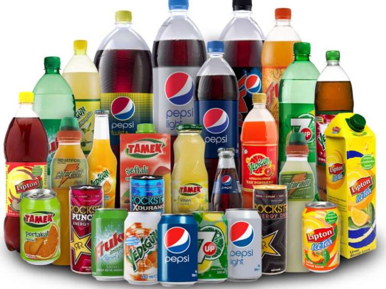 Pse nuk duhet të konsumojmë pije të gazuara?