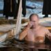 VIDEO/ Putin nderon Epifaninë, zhytet në ujin e akullt -14 gradë
