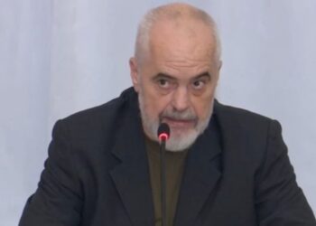 Aksioni opozitar në Kuvend, Rama i prerë: Sa kohë të ketë flakadanë, ne do…