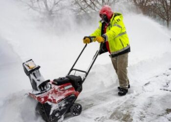 Temperaturat -30 gradë në SHBA, mbyllen shkollat dhe…