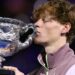Jannik Sinner hyn në histori, italiani i parë që fiton Australian Open