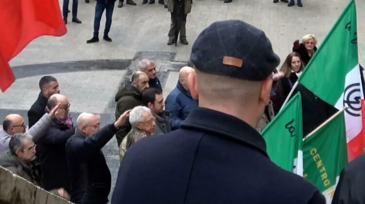 Përshëndetjet naziste në ‘ceremoninë përkujtimore’ në Romë