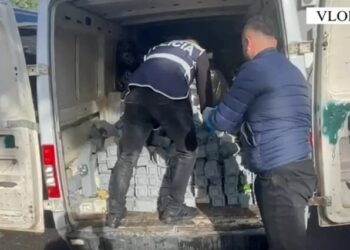 Zbulohet një ‘shtëpi bari’ në Vlorë, pranga 37 vjeçarit