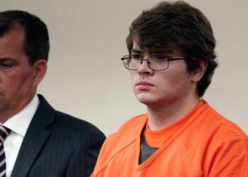 Vrau 10 persona, prokurorët duan dënim me vdekje për supremacistin