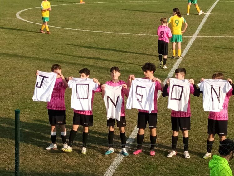 Humbi jetën në gjumë, sot i jepet lamtumira 14-vjeçarit shqiptar