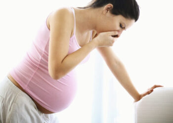 A është e sigurt të pini pije energjike gjatë shtatzënisë?