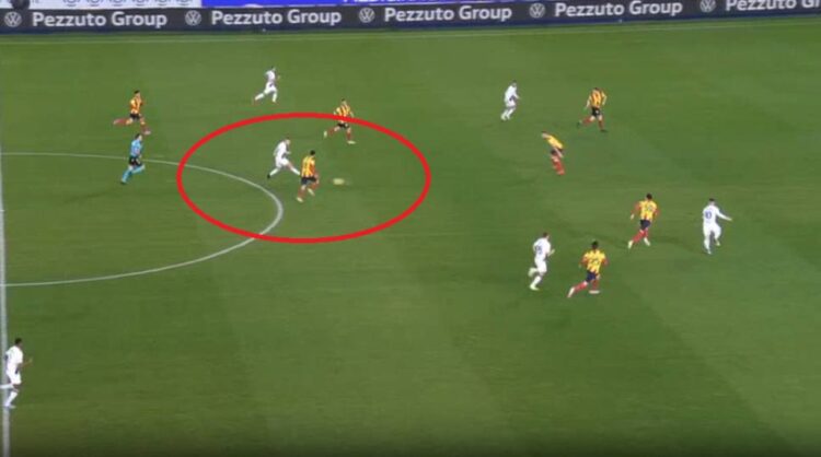 VIDEO/ Asist i Kristjan Asllanit, Interi kalon në avantazh