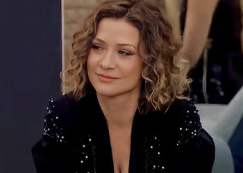 Vajzat flasin për Eglën: Ajo është…