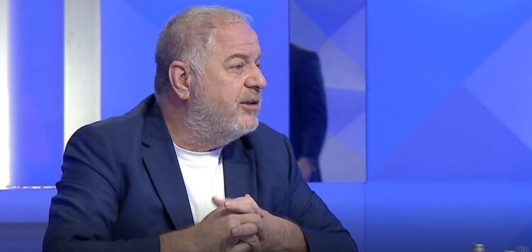 Vizita e Blinken, Baton Haxhiu: Lajm i keq për Bashën që…