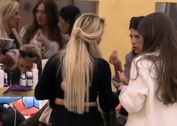 “O laraskë, t’a heq surratin…”, Ledjona “shpërthen” ndaj Ilnisës (VIDEO)