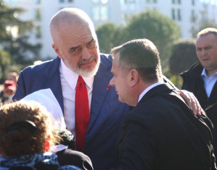 Ngjitja dhe rënia e ish-drejtorit të Mirel Mërtirit nga Agjencia e Pasurive të Sekuestruara