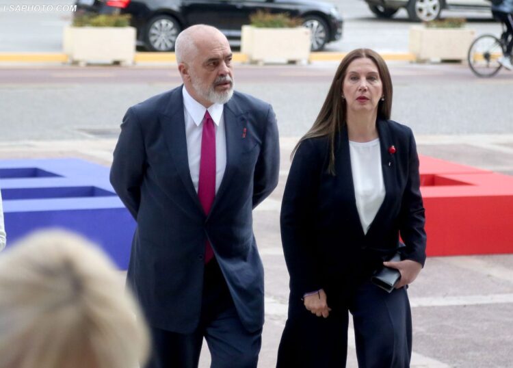 ‘Nga shiu në breshër’: Qeveria u hap rrugën investimeve strategjike në zonat e mbrojtura