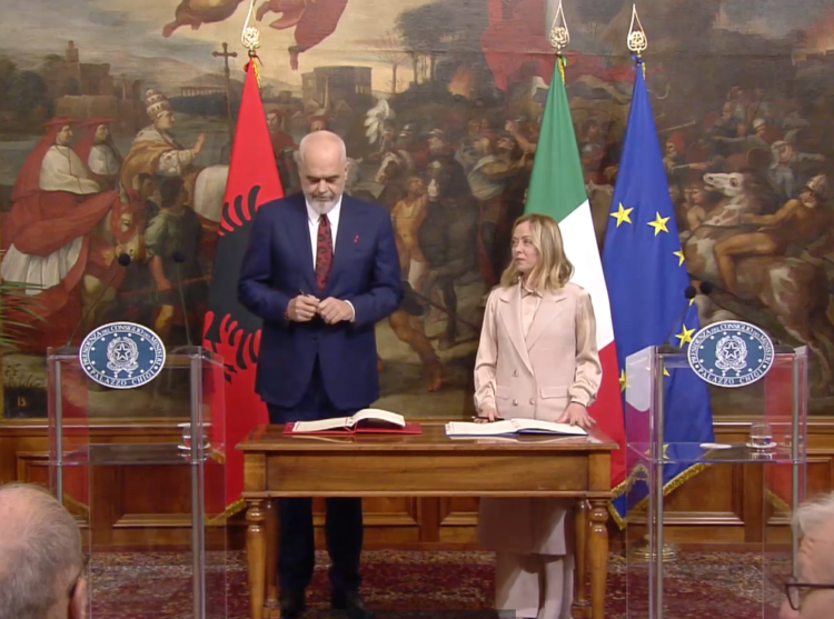 Human Rights Watch: Marrëveshja Rama-Meloni shkel ligjin ndërkombëtar