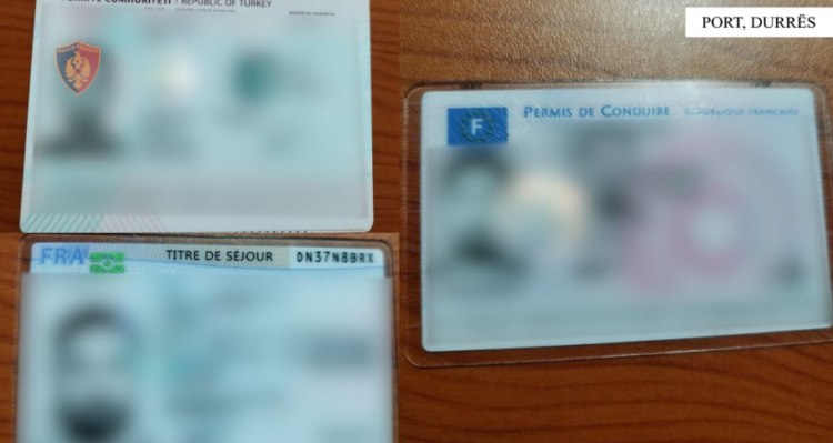 Tentoi të kalojë kufirin me dokumenta false, kapet 20-vjeçari