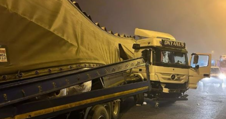 Kamioni përplaset me autobusin, 19 persona të plagosur