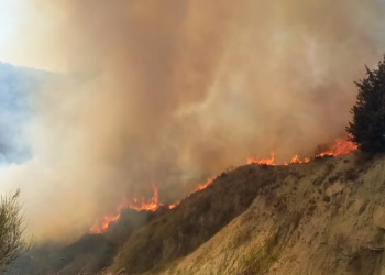 Zjarr në fshatin Kërkovë të Vlorës, detajet e para