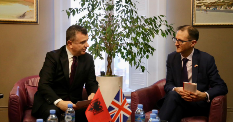 Balla takim me Drejtorin e Agjencisë Kombëtare kundër Krimit