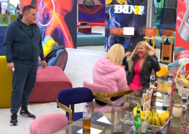 VIDEO/ “Do ngarkohesh shumë e do ikësh shpejt”, Juli paralajmëron Merin