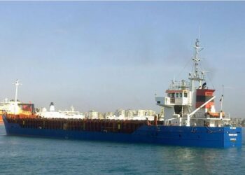 Përplaset në zonën e Ksamilit anija tregtare me flamurin shqiptar