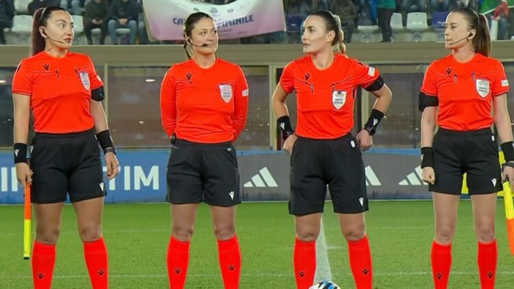 Arbitret shqiptare drejtojnë me sukses ndeshjen Itali-Irlandë