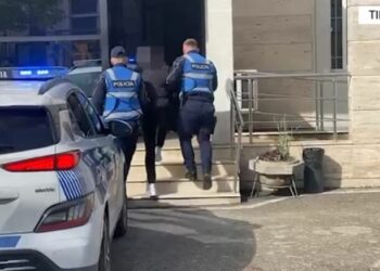 Përndoqi një vajzë për 1 vit, arrestohet 27 vjeçari në Tiranë