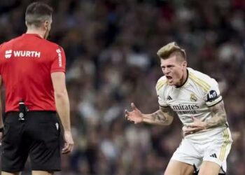 “Zoti i sheh të gjitha”, shpërthimi i rrallë i gjermanit në fushë