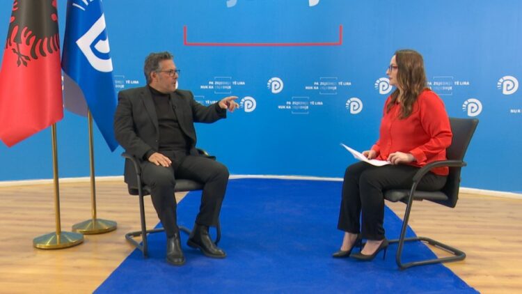 Protesta e 20 shkurtit, Paloka: Popullin një herë e drejton, një herë të drejton