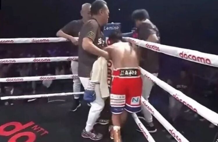 Goditjet në ring, vdes boksieri 23-vjeçar