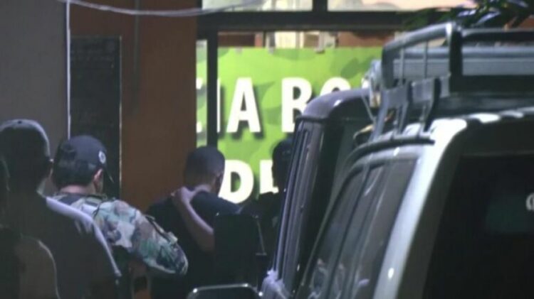 Shkëmbim zjarri mes policisë dhe bandave, mes tyre edhe një shqiptar