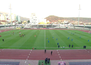 VIDEO/ Elbasani ndalet në shtëpi nga Flamurtari