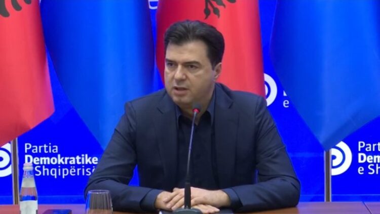 Basha ironizon Rithemelimin: Nuk mbushin dot rrugica, e jo bulevarde