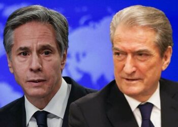 Berisha mbi vizitën e Blinken: Mirësevjen në Shqipërinë moniste!