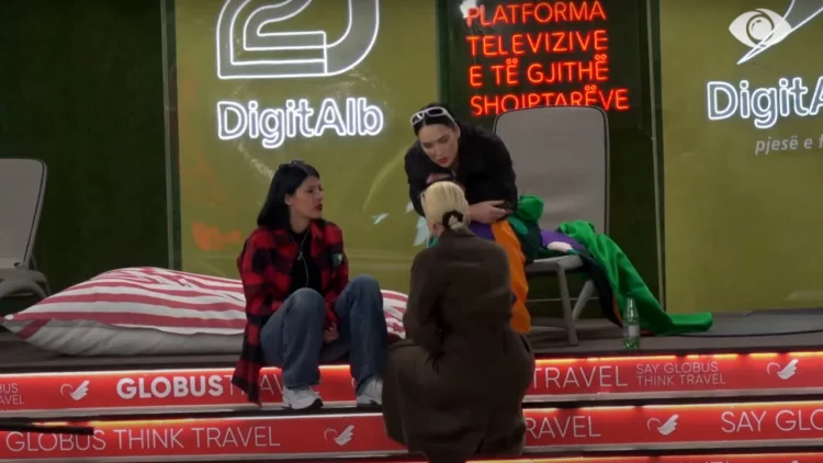 “Fle me pulat, të tundi…”, aleanca e banoreve kundër Sarës (VIDEO)