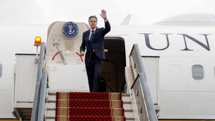 Blinken në Tiranë, devijon qarkullimi për në Aeroportin e Rinasit