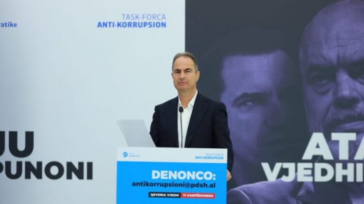 Selia blu: Dako u lirua se zbatoi kodin e ‘heshtjes’ ndaj Edi Ramës