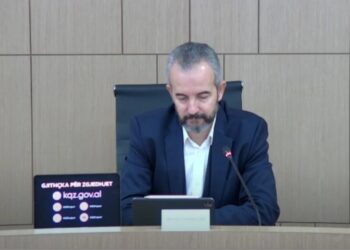 Nuk deklaroi dëbimin nga Italia, KQZ shtyn vendimin për Shkrelin