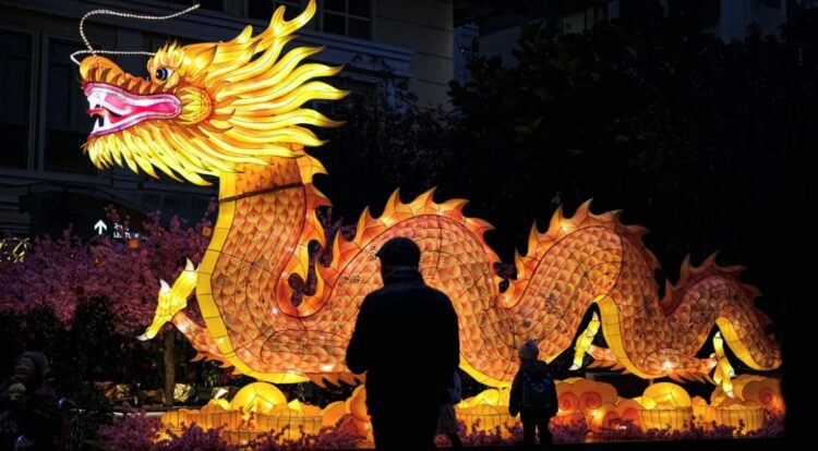 Viti i Dragoit nis nesër, ç’ka rezervuar fati për 12 shenjat e zodiakut