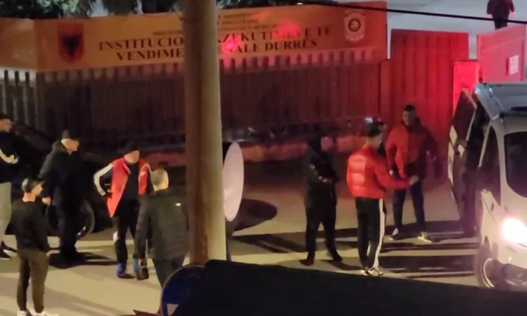 GJKKO i caktoi masën arrest shtëpie, momenti kur Dako lë qelinë