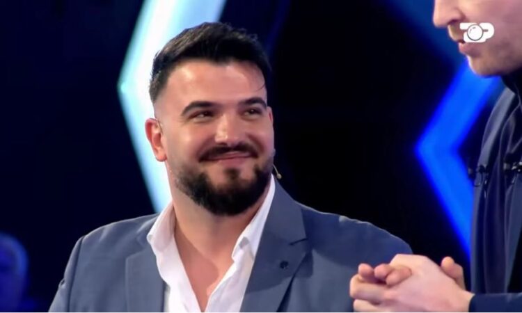 Endrik del nga BBV: Mezi prisja të hyja, më pas mezi prisja të ikja