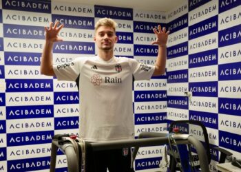 Muçi ndez Turqinë, festë edhe në Tiranë (VIDEO)