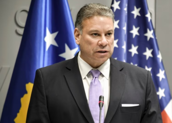 Çështja e dinarit, Escobar: Kosova nuk po e trajton SHBA-në si…