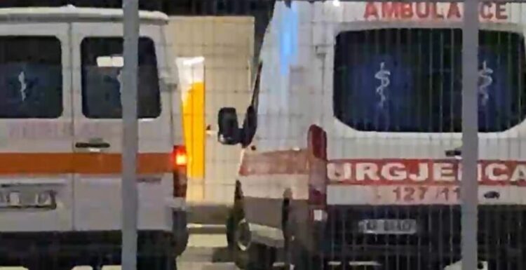 Rrjedhje lënde kimike, asfiksohen punëtorët e një kompanie në Fier