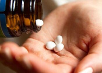 15-vjeçarja në Fier pi fostoksinë, dërgohet menjëherë në spital