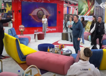 “Pusho, ti nuk merr vesh”, debat mes banorëve: Më ler…