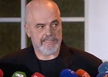 Drejtuesit e PS në Qarqe, Rama paralajmëron ndryshime